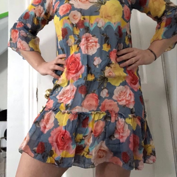 Dress - Picture 2 of 4